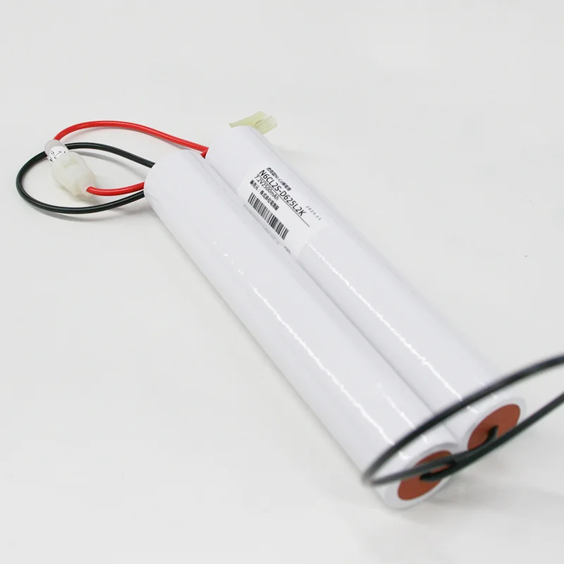 N6-CL2相当品 岩崎電気同等品 7.2V2500mAh <年度シール付き> コネクター付きそのまま取付できます。