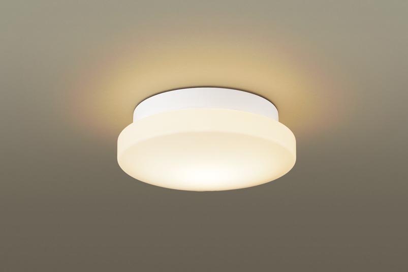 LGW85067 LE1 パナソニック 天井直付型・壁直付型　LED（電球色）　ポーチライト・浴室灯　拡散タイプ　防湿型・防雨型　白熱電球60形1灯器具相当