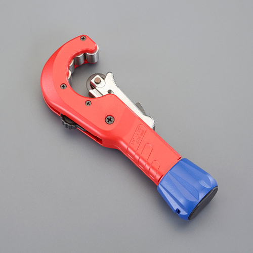 EA203K エスコ 1/4"-1・3/8" チューブカッター(銅/真鍮/ステンレス管用) (KNIPEX(クニペックス) 903102BK)