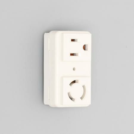 3117HCD アメリカン電機 コンビ 複式機器用アウトレット 白 接地2P 15A 125V