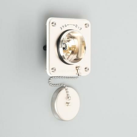 【中止品】3125WJ アメリカン電機 防水形フランジインレット 耐ジン・噴流形 接地形2P 15A 250V <引掛形 NEMA規格 L6-15>