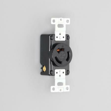3220 アメリカン電機 引掛形 埋込コンセント 3P 20A 250V