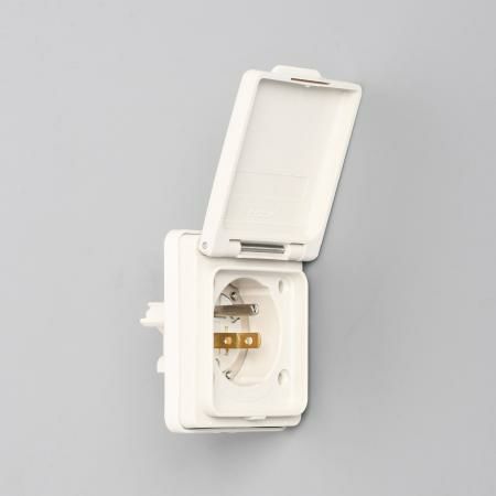 7115GNW アメリカン電機 防水形フランジインレット ナイロンケース 接地形2P 15A 125V <平刃形 NEMA規格 5-15>