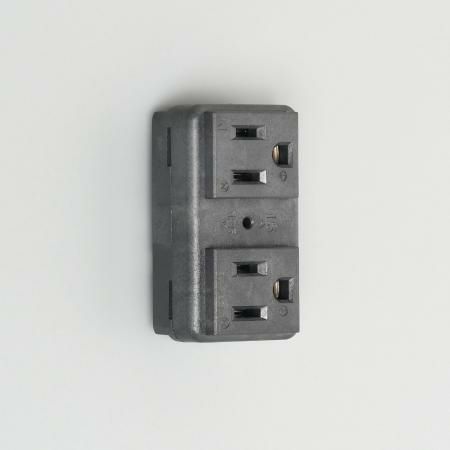 7117GHDXL アメリカン電機 平刃形 複式ハイパーアウトレット 接地2P 15A 125V