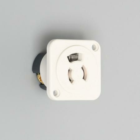 7117GZ-IV アメリカン電機 抜止形 機器用アウトレット 白 接地2P 15A 125V