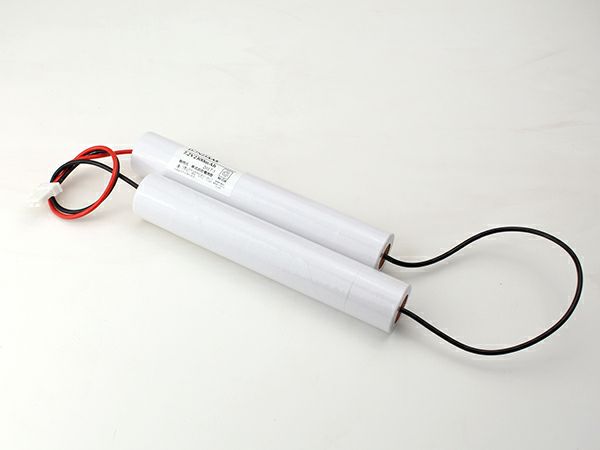 7N23AA相当品 三菱電機製誘導灯器具・非常灯器具用交換電池 7.2V2300mAh<年度シール付き> コネクター付きそのまま取付できます。
