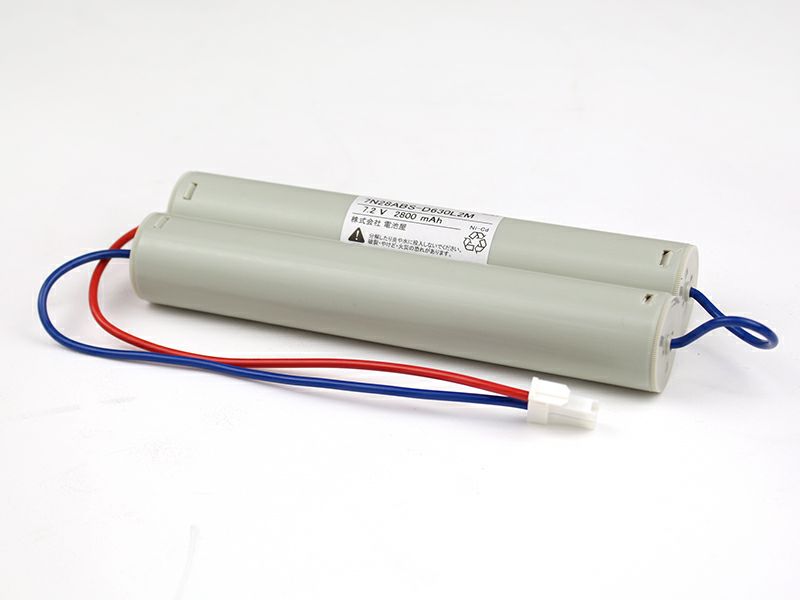 7N28AB相当品(同等品) 7.2V2800mAh<年度シール付き> コネクター付きそのまま取付できます。