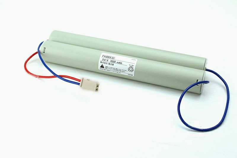 FK645相当品 パナソニック製非常灯用交換電池 <FK889相当品(同等品)> 9.6V2500mAh<年度シール付き> コネクター付きそのまま取付できます。