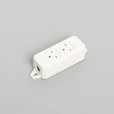 KU0710 アメリカン電機 OAタップ 2ケ口 コード無シ接地形2P 15A 125V <平刃形 NEMA規格 6-15>