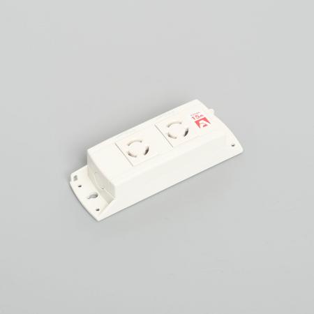 KU1070 アメリカン電機 引掛形 OAタップ2ケ口 コ-ドナシ 接地2P 15A 125V