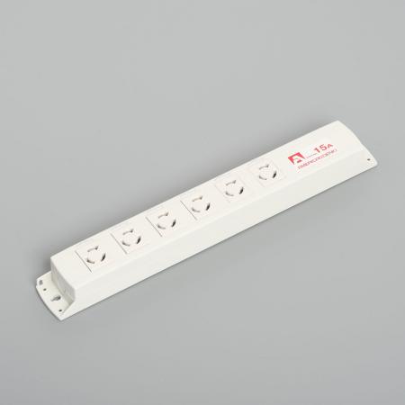 KU1250 アメリカン電機 マルチユースOAタップ (6ヶ口、コードナシ) 接地形2P 15A 250V <引掛形 NEMA規格 L6-15>