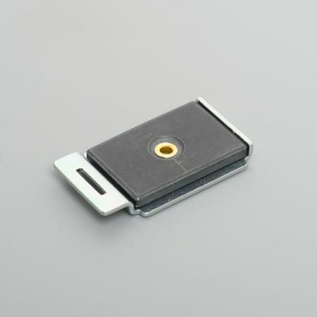Z0353 アメリカン電機 新品 強力大型マグネット サシ込ミタイプ 4ヶ入 OAタップ用 【送料全国一律275円】