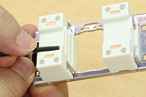 埋込連用器具のわたり線